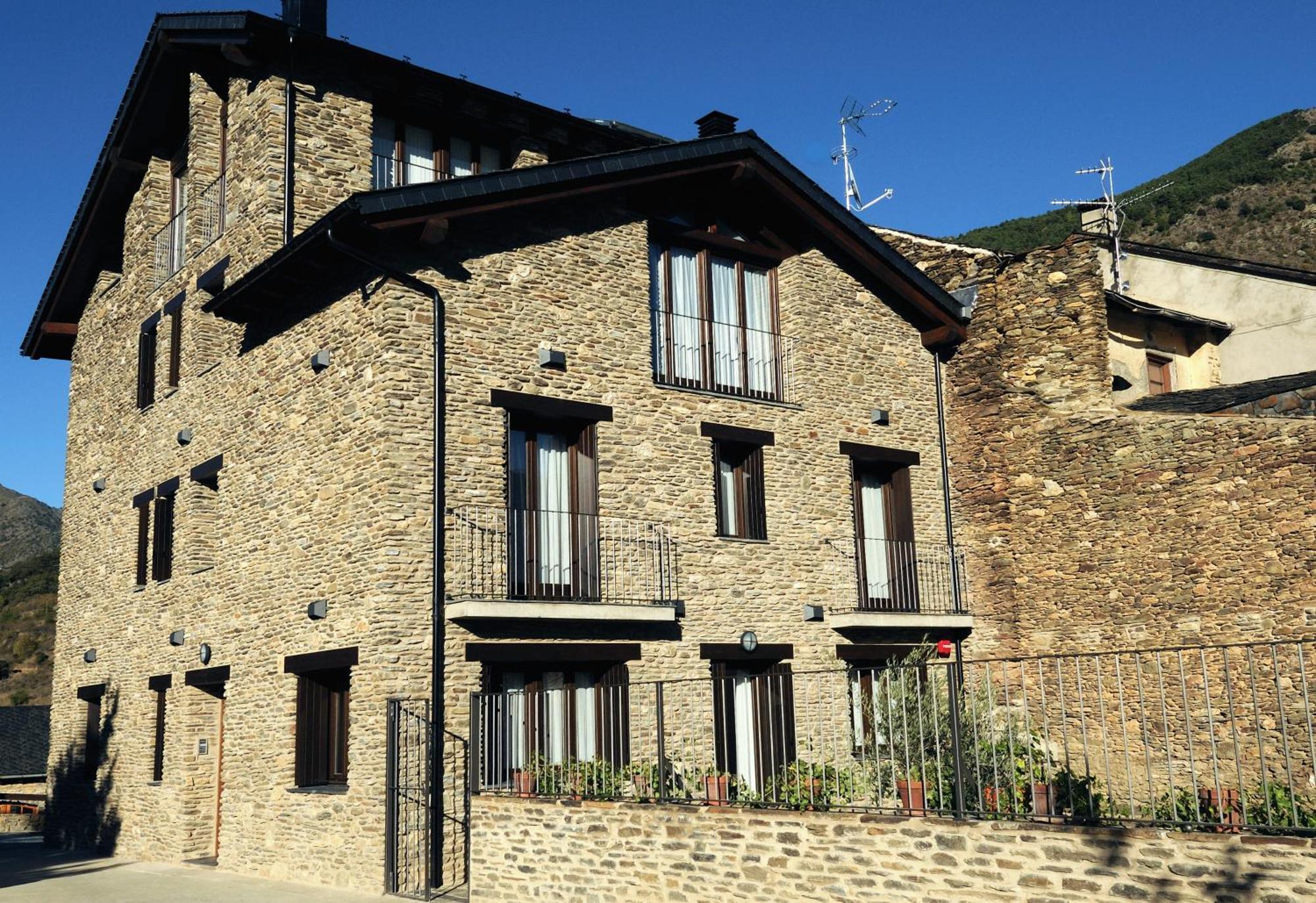 Casa Rural La Comella Tirvia Exterior photo